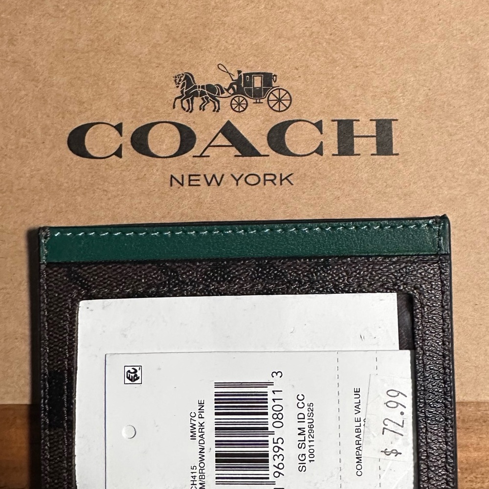 BRAND NEW ID & CREDIT CARD holder!